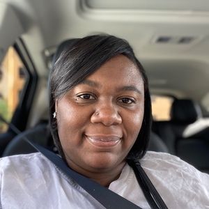 Meet your Posher, Antoinette